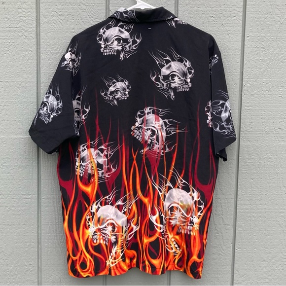BREAKDOWN vintage fire flame skull button up - Picture 2 of 7